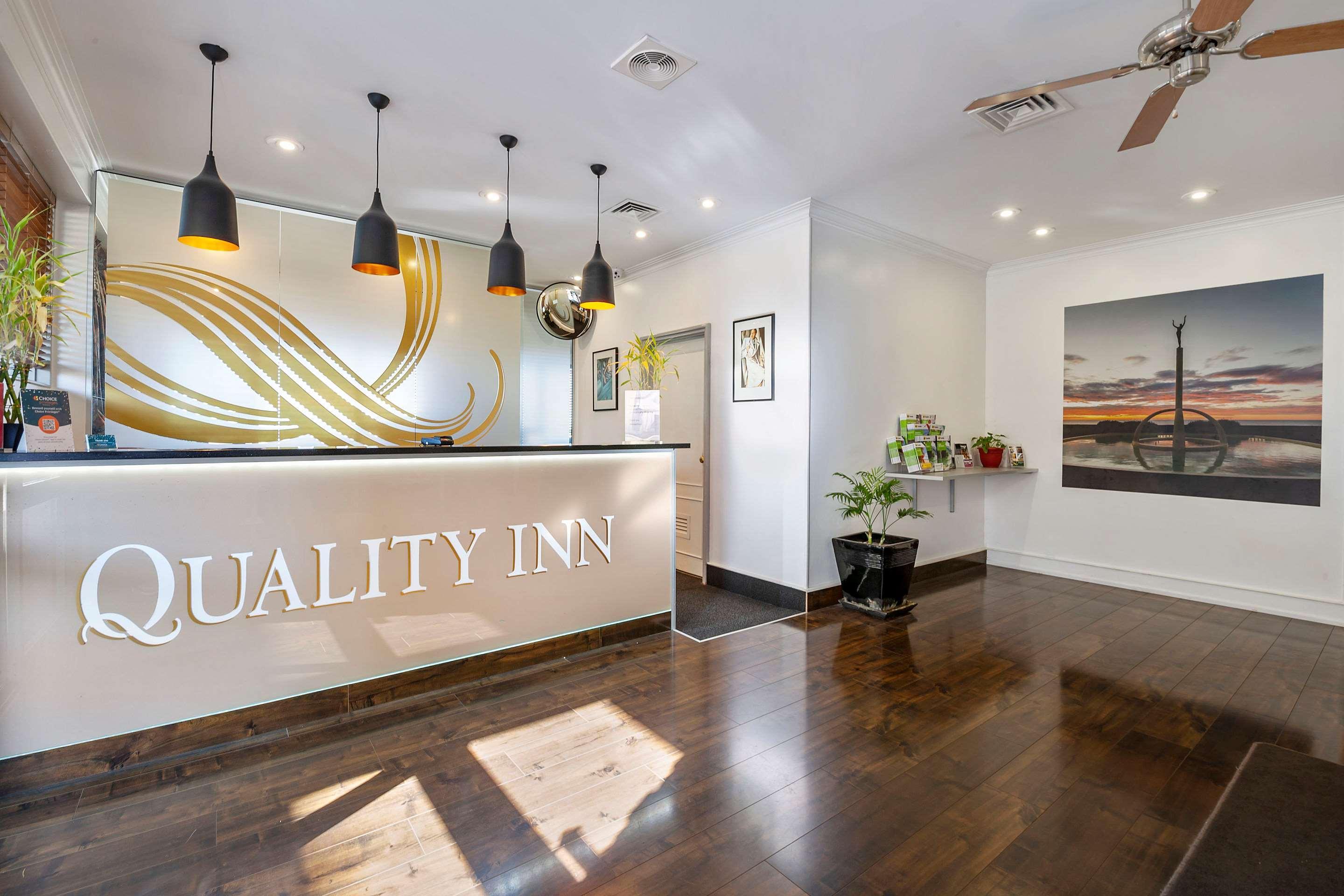 Quality Inn נאפייר מראה חיצוני תמונה